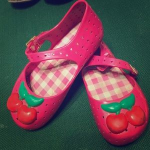 Mini Melissa cherry jellies size 9